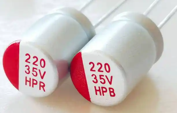 固態(tài)電容的性能特點(diǎn)有哪些？